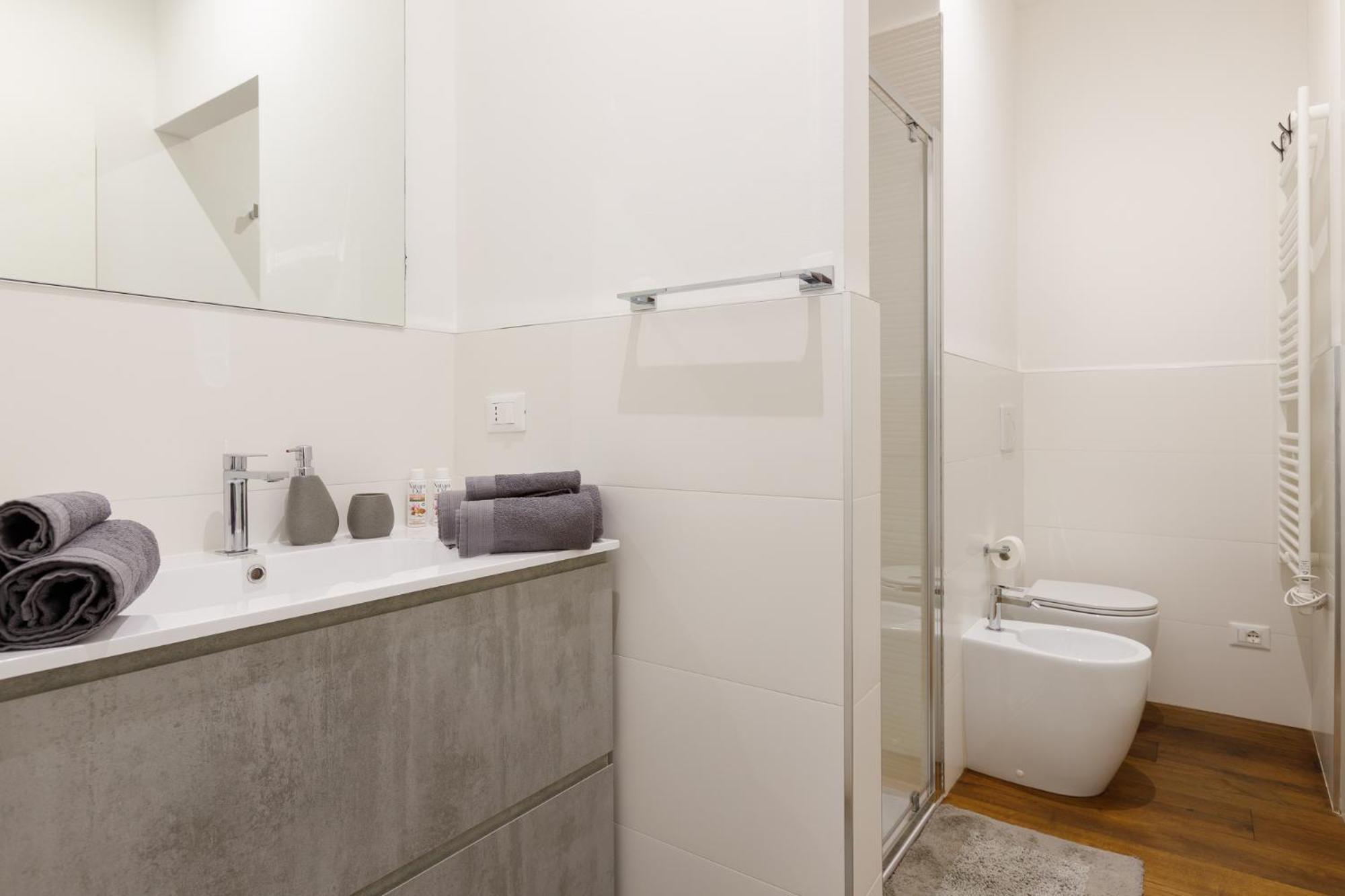 Central Trieste - Elegant City Stay Kültér fotó