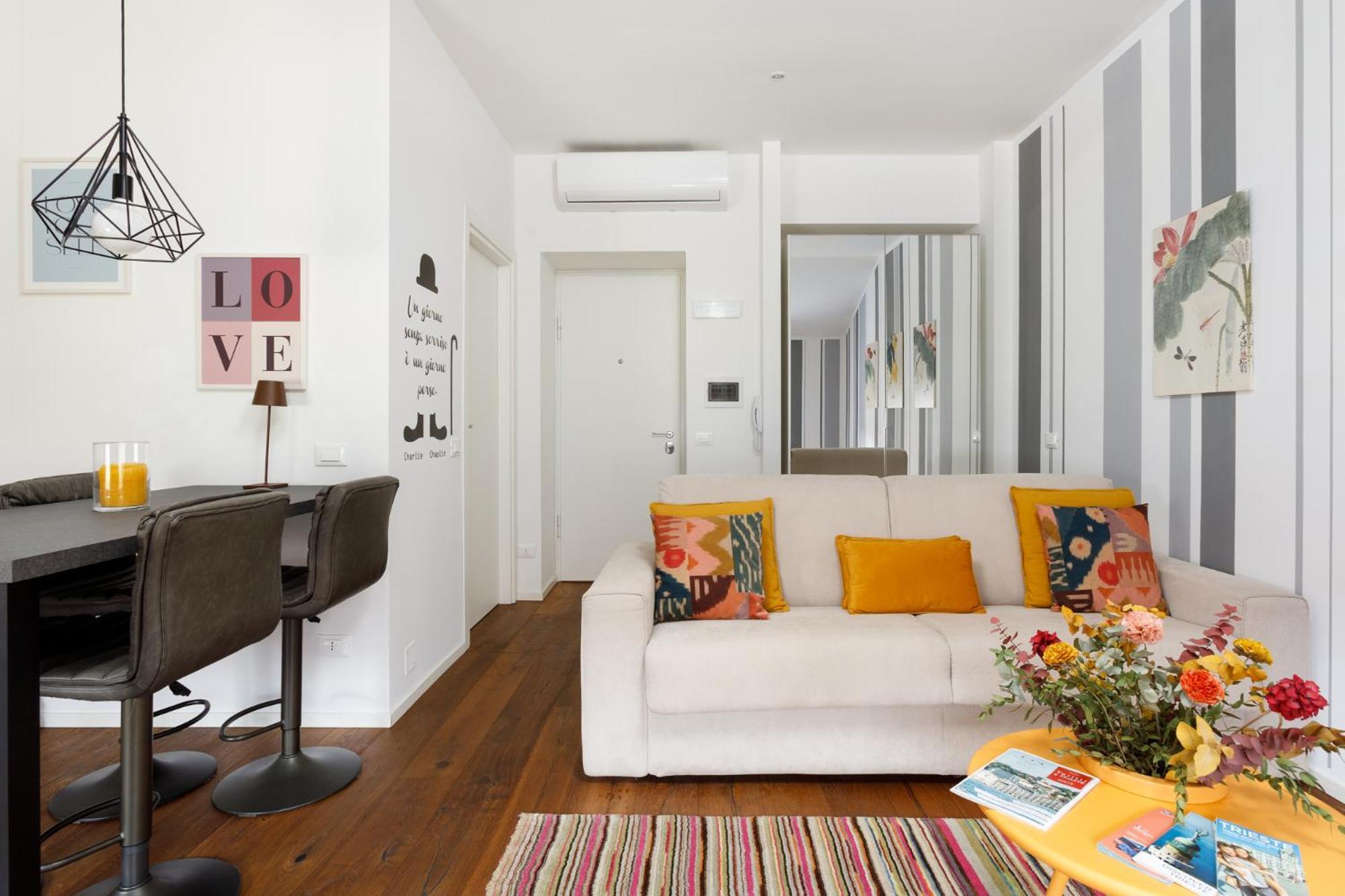 Central Trieste - Elegant City Stay Kültér fotó